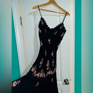 Vintage thrifted polyester dark femme dress